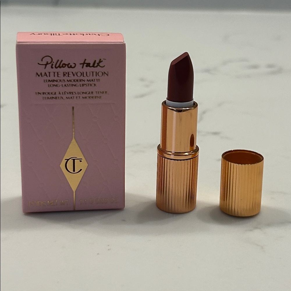 Charlotte Tilbury Matte Revolution lipstick. Pillow Talk Medium. 1.1 gram. NIB!